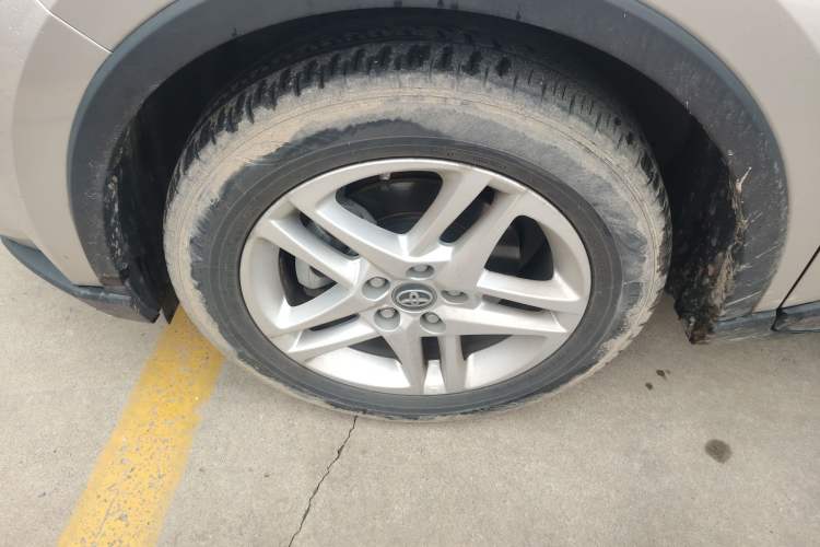 Used Toyota C-HR 2022 2.0L Comfort Edition Left Front Wheel Hub