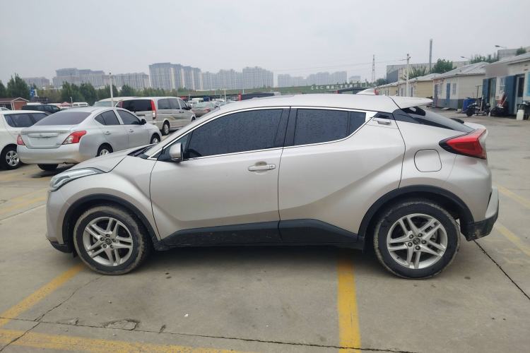 Used Toyota C-HR 2022 2.0L Comfort Edition Left Side