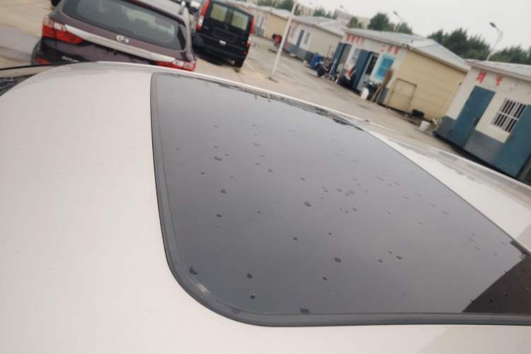 Used Toyota C-HR 2022 2.0L Comfort Edition Roof