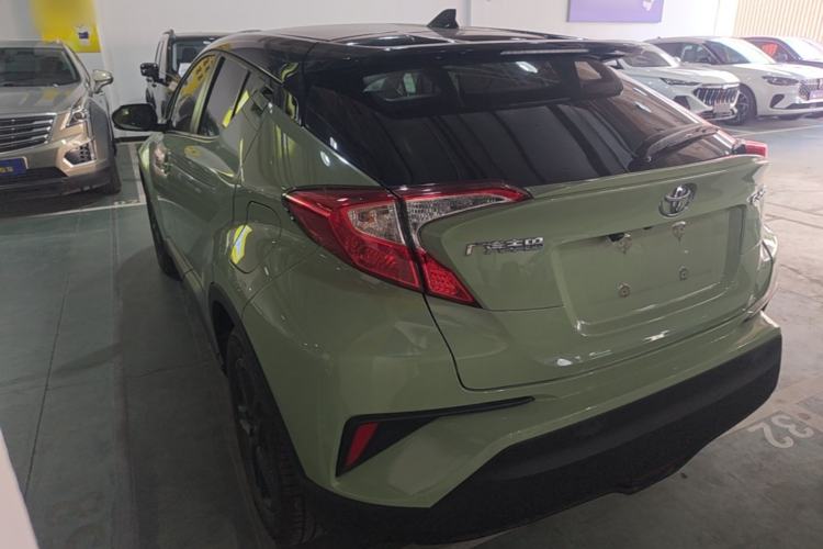 Used Toyota C-HR 2022 2.0L Leading Edition Exterior 2