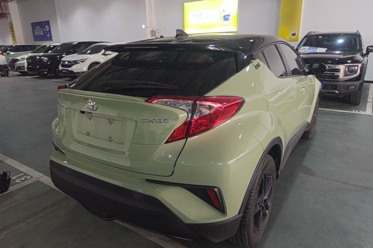 Used Toyota C-HR 2022 2.0L Leading Edition Rear Right 45 Deg