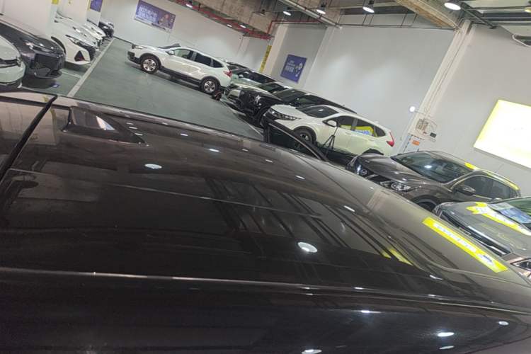 Used Toyota C-HR 2022 2.0L Leading Edition Roof