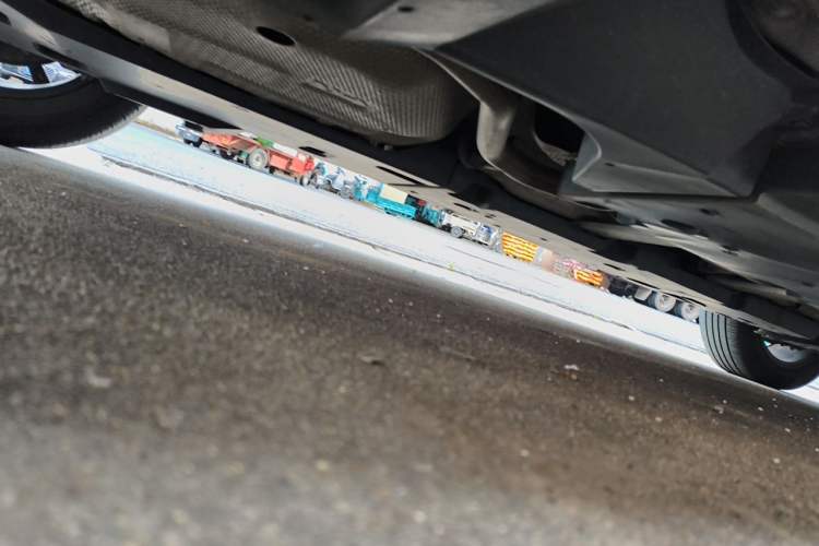 Used Toyota C-HR 2022 2.0L Leading Edition Chassis Rear Right