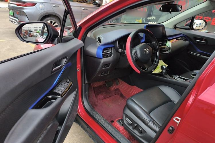 Used Toyota C-HR 2022 2.0L Leading Edition Driver Seat