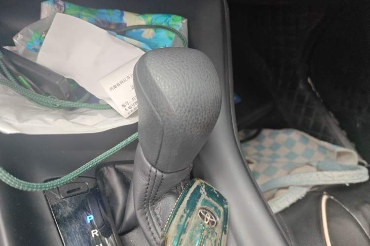 Used Toyota C-HR 2022 2.0L Comfort Edition Gear Lever