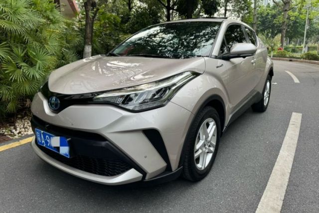 Used Toyota C-HR 2022 Dual-Motor 2.0L E-CVT Comfort Edition