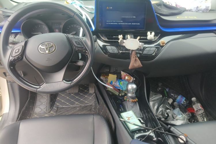 Used Toyota C-HR 2022 2.0L Leading Edition Center Console