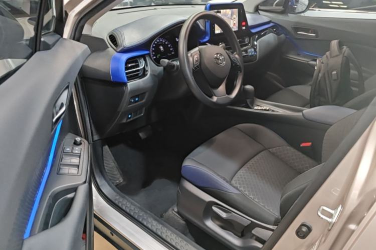 Used Toyota C-HR 2022 Dual-Motor 2.0L E-CVT Comfort Edition Driver Seat