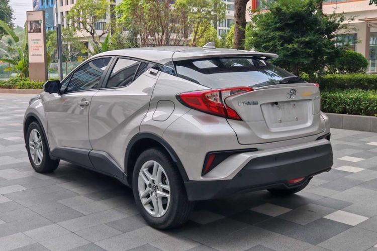 Used Toyota C-HR 2022 2.0L Comfort Edition Exterior 2
