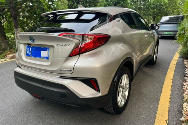 Used Toyota C-HR 2022 Dual-Motor 2.0L E-CVT Comfort Edition Exterior 4