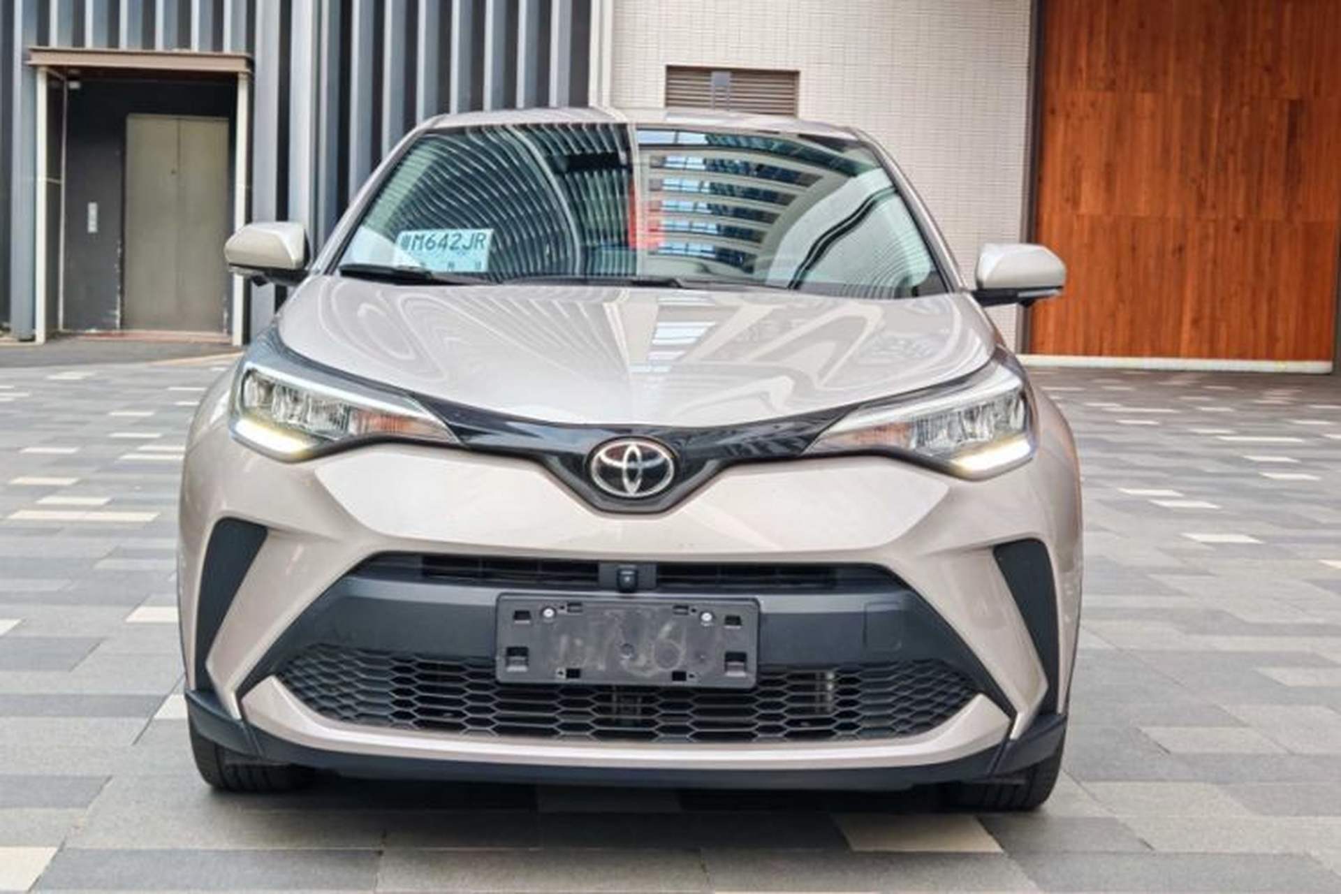 Used Toyota C-HR 2022 2.0L Comfort Edition Exterior 5