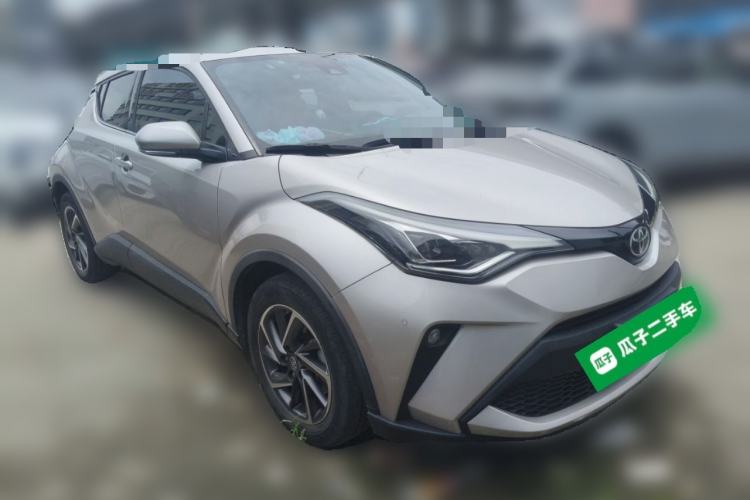 Used Toyota C-HR 2022 2.0L Leading Edition Front Right 45 Deg