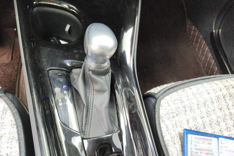 Used Toyota C-HR 2022 2.0L Comfort Edition Gear Lever