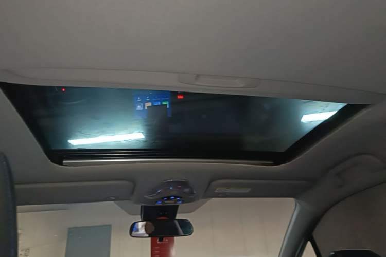 Used Toyota C-HR 2022 2.0L Comfort Edition Headliner