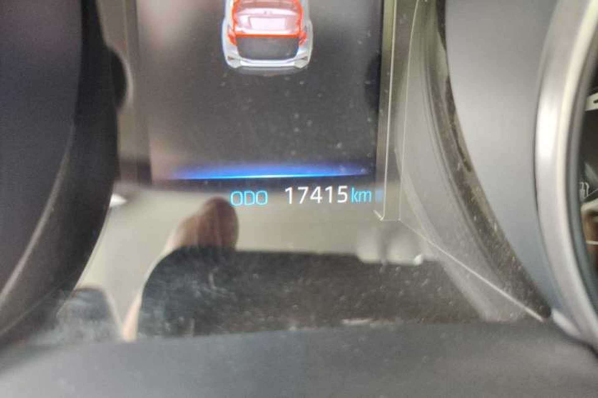 Used Toyota C-HR 2022 2.0L Comfort Edition Odometer Close Up