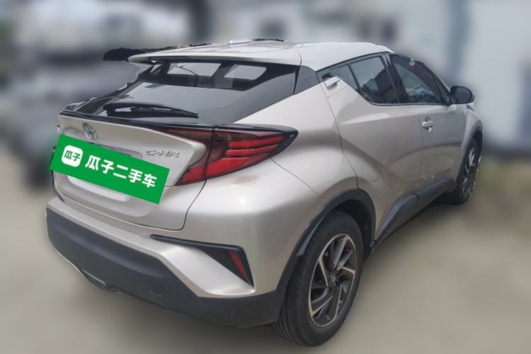 Used Toyota C-HR 2022 2.0L Leading Edition Rear Right 45 Deg