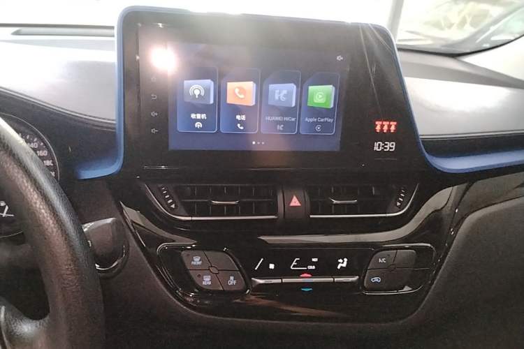 Used Toyota C-HR 2022 2.0L Comfort Edition Audio And AC Panel