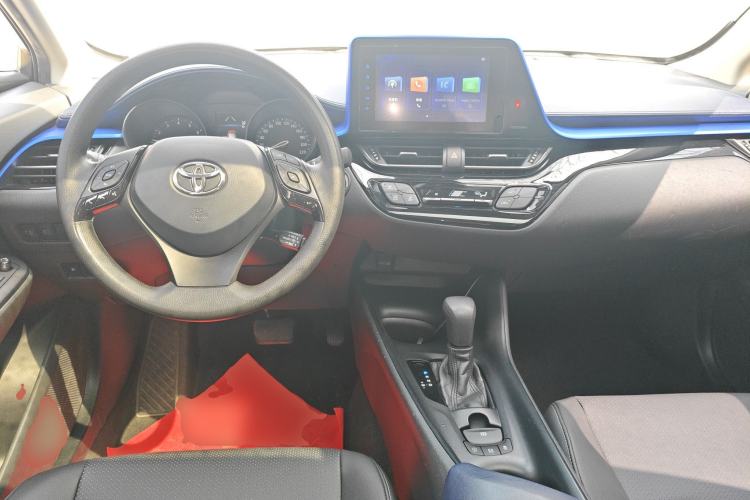 Used Toyota C-HR 2022 2.0L Comfort Edition Center Console