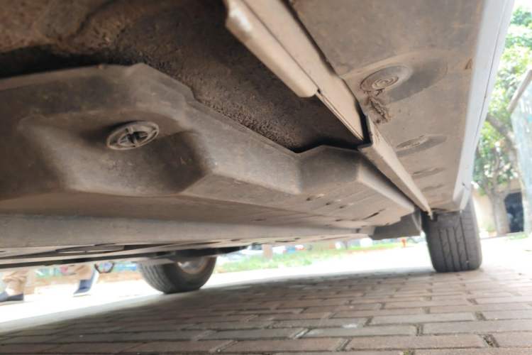 Used Toyota C-HR 2022 2.0L Leading Edition Chassis Front Left