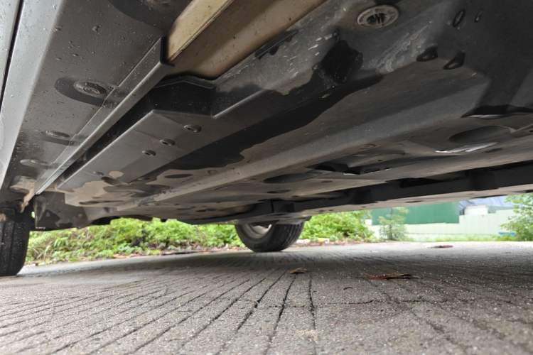 Used Toyota C-HR 2022 2.0L Leading Edition Chassis Front Right