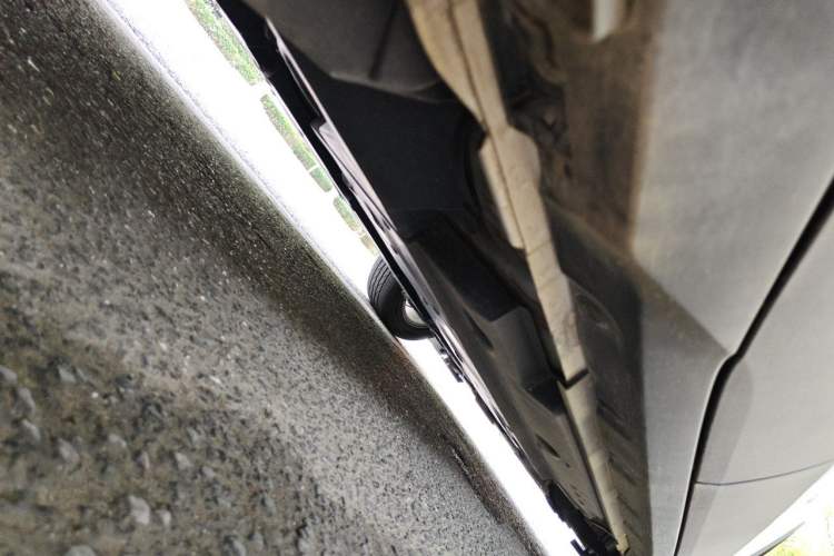 Used Toyota C-HR 2022 2.0L Comfort Edition Chassis Rear Right