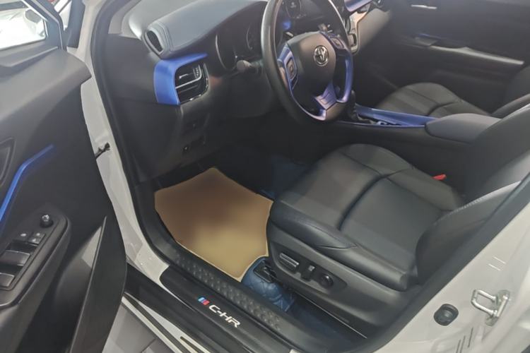 Used Toyota C-HR 2022 2.0L Leading Edition Driver Seat