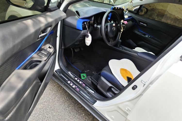 Used Toyota C-HR 2022 2.0L Comfort Edition Driver Seat