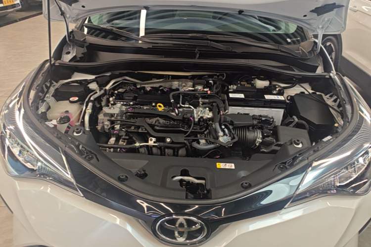 Used Toyota C-HR 2022 2.0L Leading Edition Engine Bay