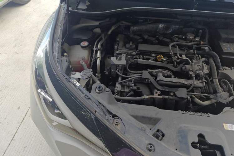 Used Toyota C-HR 2022 2.0L Leading Edition Engine Bay Right