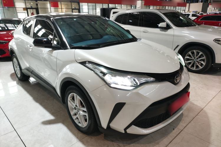 Used Toyota C-HR 2022 2.0L Leading Edition Exterior 2