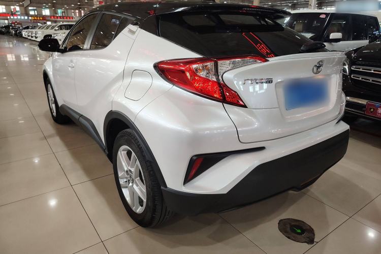 Used Toyota C-HR 2022 2.0L Comfort Edition Exterior 3