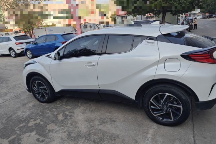 Used Toyota C-HR 2022 2.0L Leading Edition Exterior 3