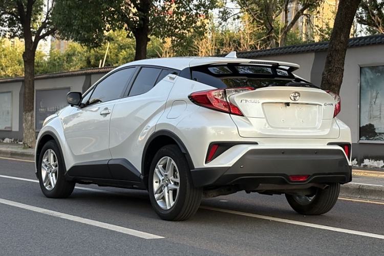 Used Toyota C-HR 2022 2.0L Comfort Edition Exterior 4