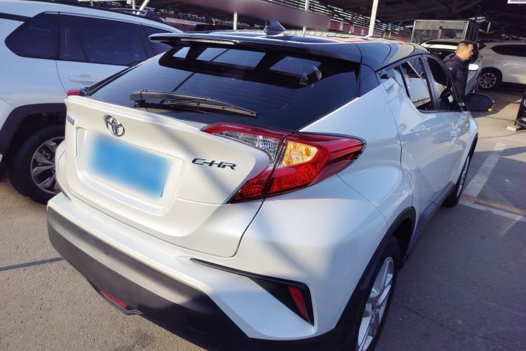 Used Toyota C-HR 2022 2.0L Comfort Edition Exterior 5