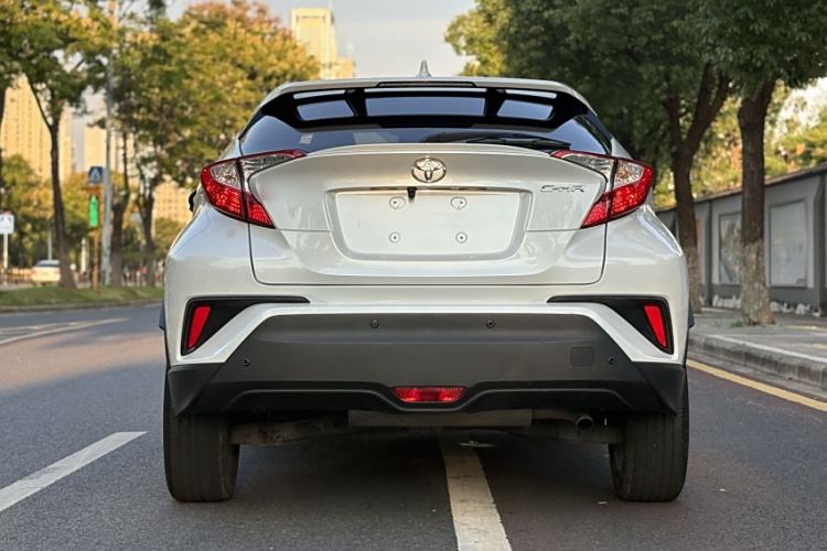 Used Toyota C-HR 2022 2.0L Comfort Edition Exterior 8