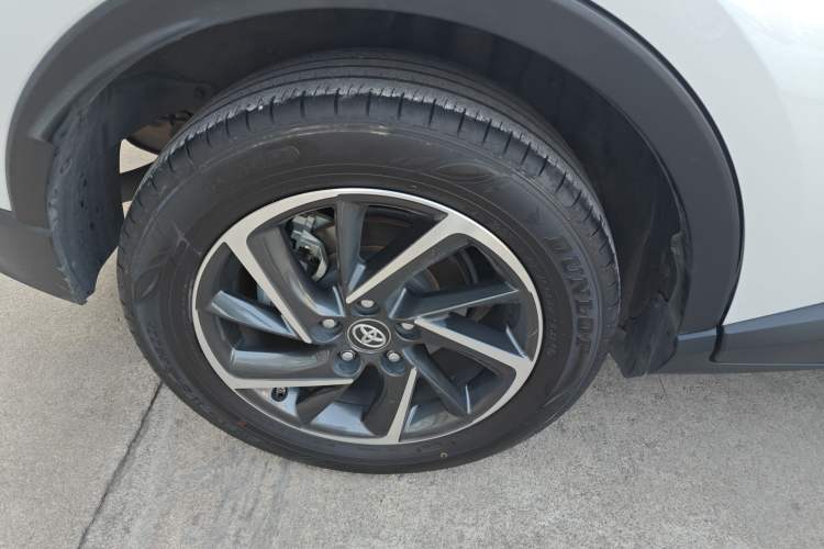 Used Toyota C-HR 2022 2.0L Leading Edition Exterior 8