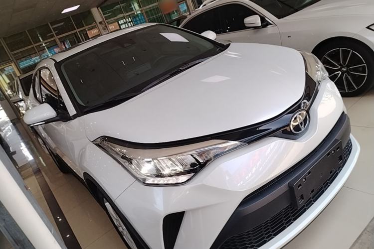 Used Toyota C-HR 2022 2.0L Comfort Edition Front Right 45 Deg