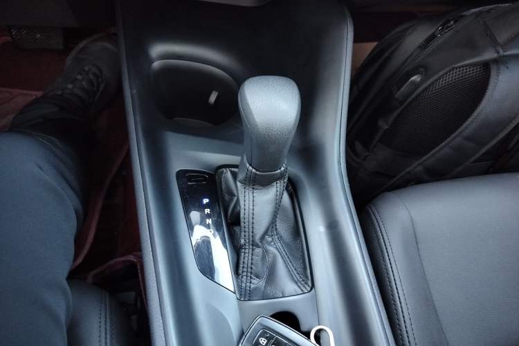 Used Toyota C-HR 2022 2.0L Comfort Edition Gear Lever