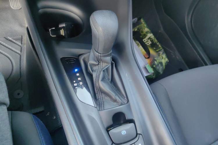 Used Toyota C-HR 2022 2.0L Comfort Edition Gear Lever