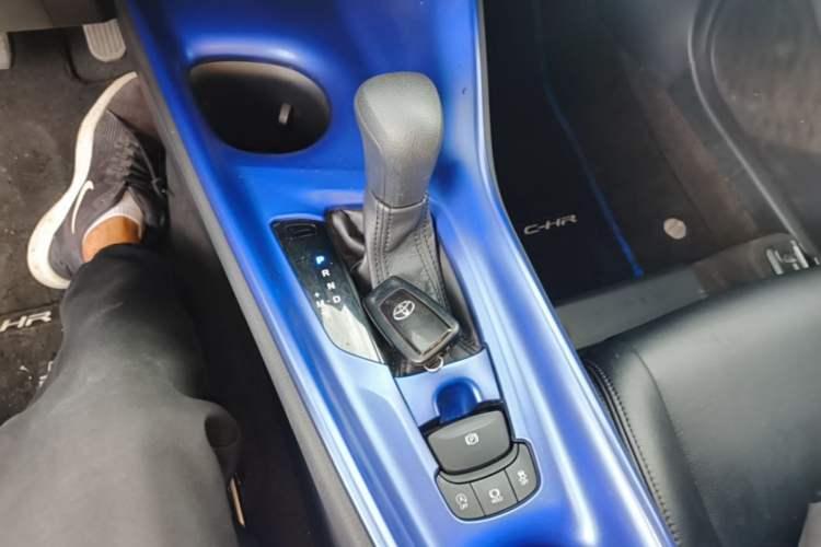 Used Toyota C-HR 2022 2.0L Comfort Edition Gear Lever