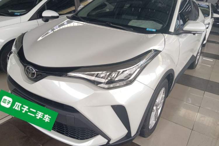 Used Toyota C-HR 2022 2.0L Comfort Edition Guazi used car, China used car export, Used car for sale, Used  cars, Cheapest cars for sale