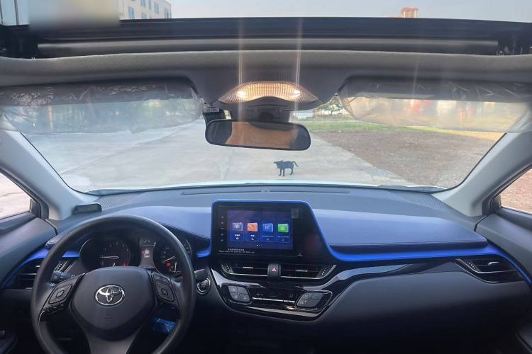 Used Toyota C-HR 2022 2.0L Comfort Edition Interior 1