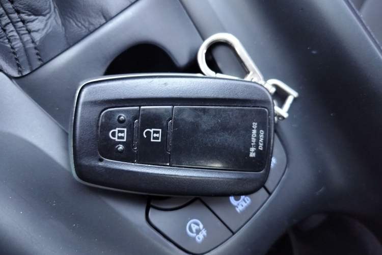 Used Toyota C-HR 2022 2.0L Comfort Edition Interior 1