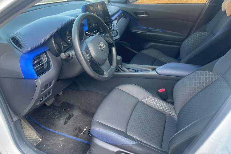Used Toyota C-HR 2022 2.0L Comfort Edition Interior 2
