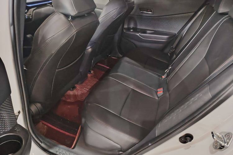 Used Toyota C-HR 2022 2.0L Comfort Edition Interior 3