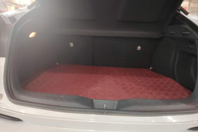 Used Toyota C-HR 2022 2.0L Comfort Edition Interior 5