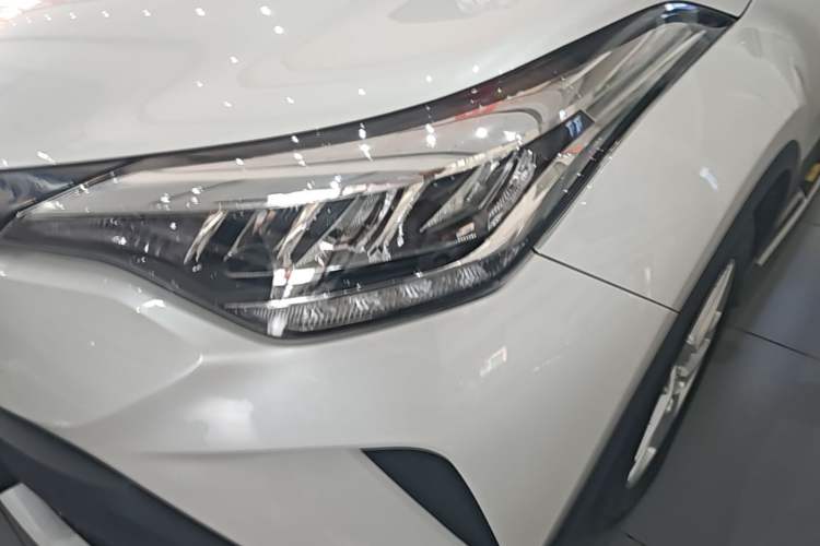 Used Toyota C-HR 2022 2.0L Leading Edition Left Front Headlight