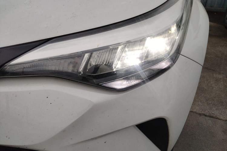 Used Toyota C-HR 2022 2.0L Leading Edition Left Front Headlight