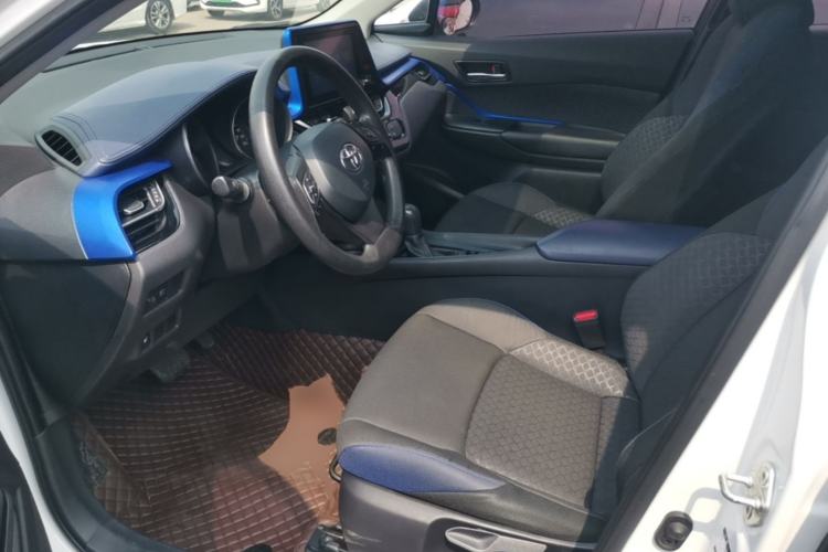 Used Toyota C-HR 2022 2.0L Comfort Edition Left Front Seat