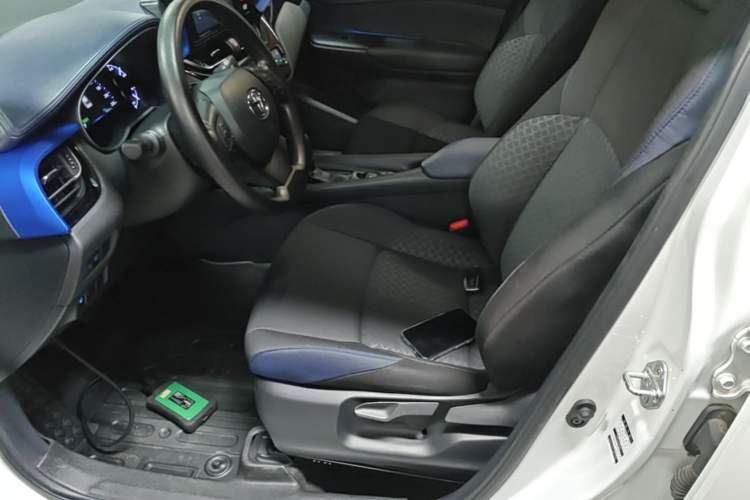 Used Toyota C-HR 2022 Dual-Motor 2.0L E-CVT Comfort Edition Left Front Seat